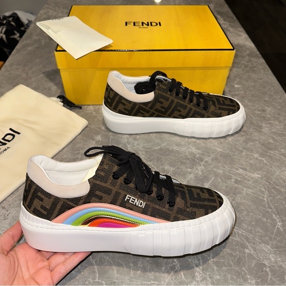 Fendi Shoes - New Size 39 Fendi Force logo low-top sneakers